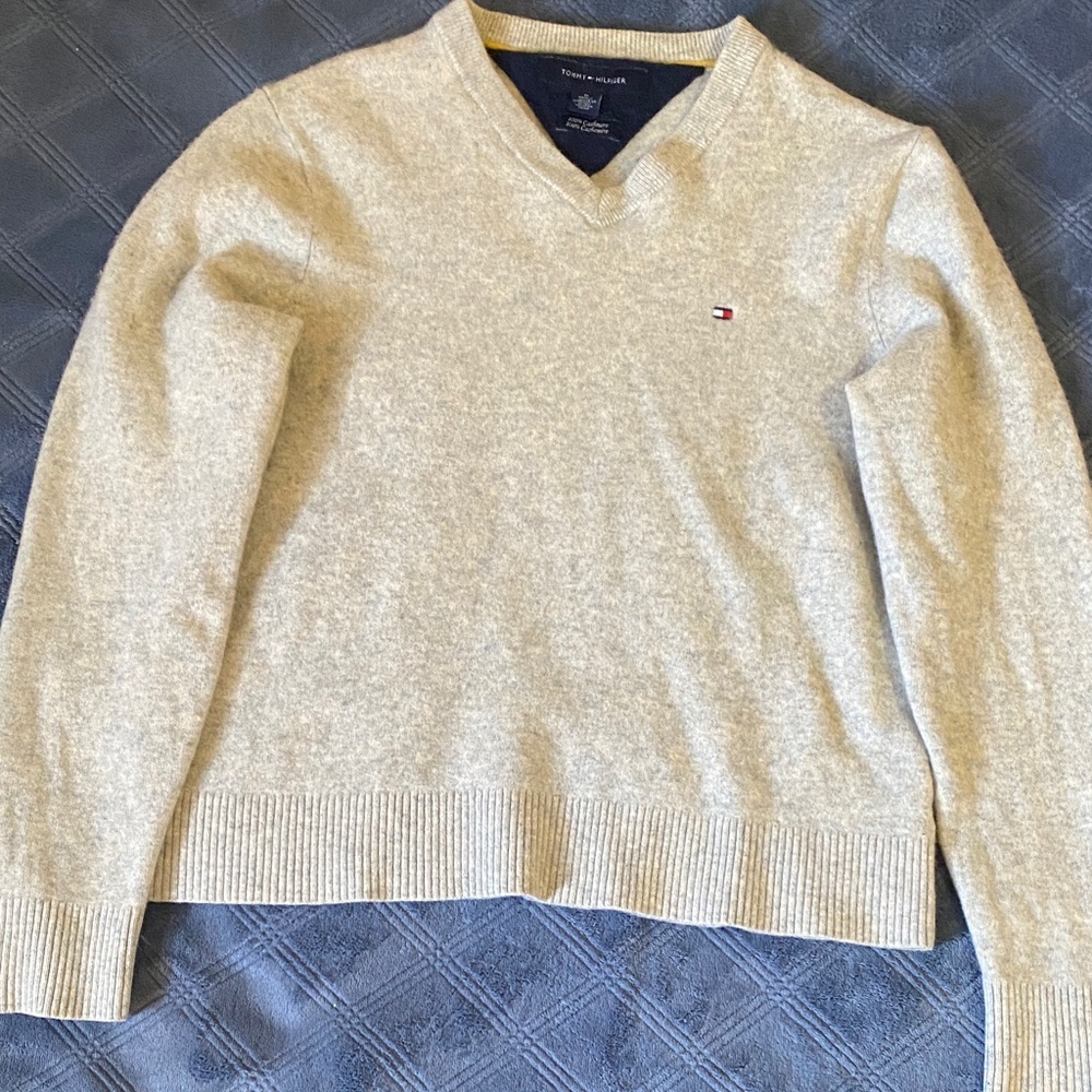 Tommy Hilfiger Light Cream V-Neck Sweater
